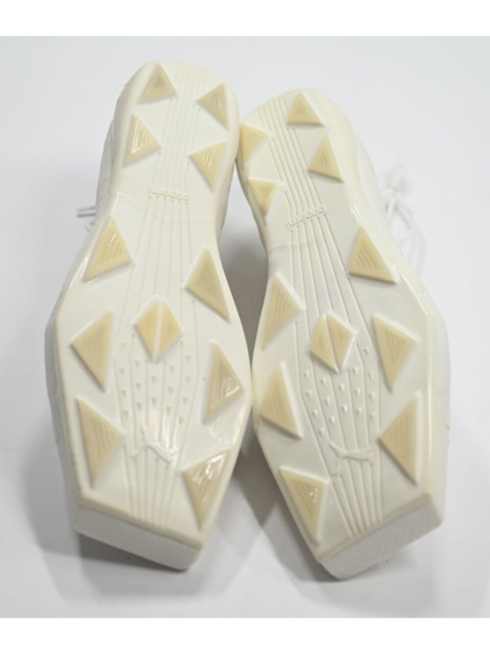 Puma x Coperni 90SWR Sneakers Style 399569-01 in White - Picture 6 of 11